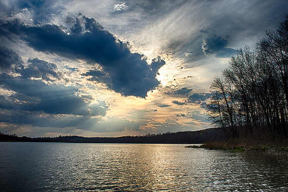 Kahle Lake Evening Clouds 2016_04_25