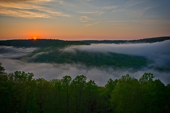 Kennerdell Lookout Sunset and Fog 2016_05_22