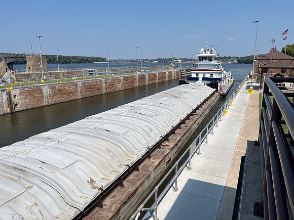mississippi lock and dam 21  2023_09_04-7